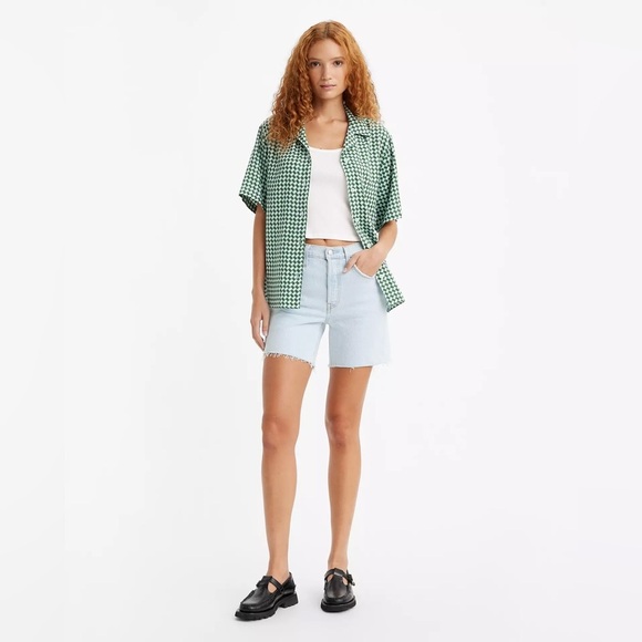 Levi's 501 Womens Mid Thigh Light Wash Jean Shorts- Size 32 - Picture 1 of 13